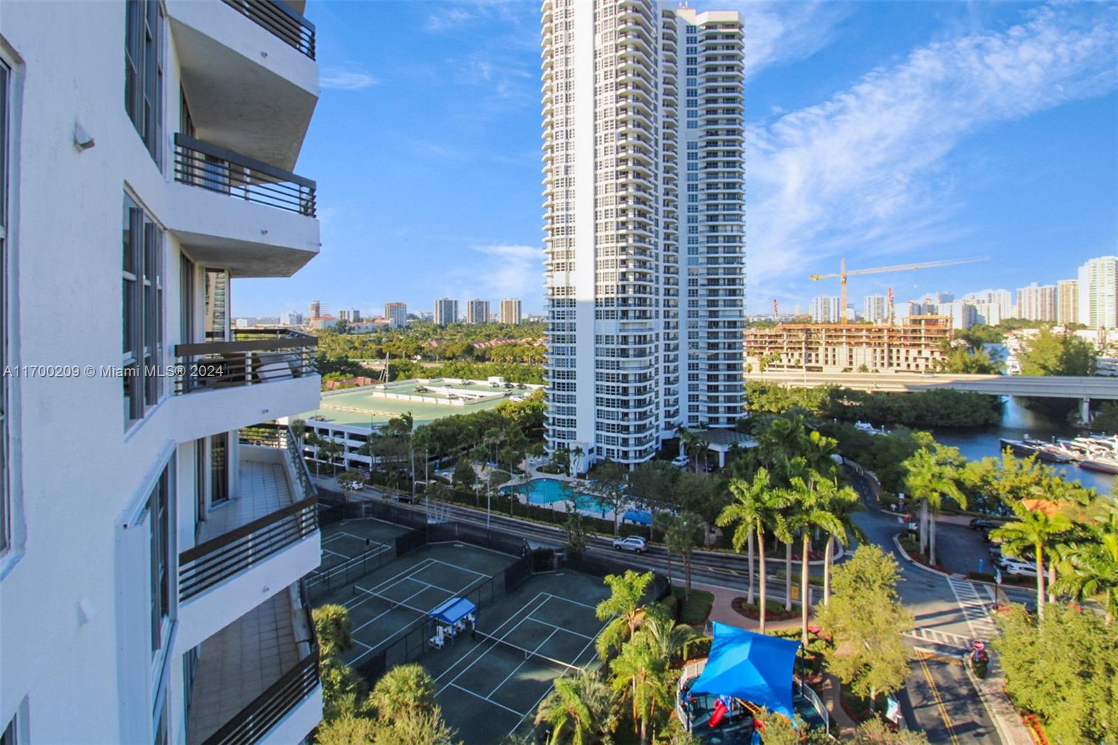 3600 Mystic Pointe Dr #1408, Aventura FL 33180