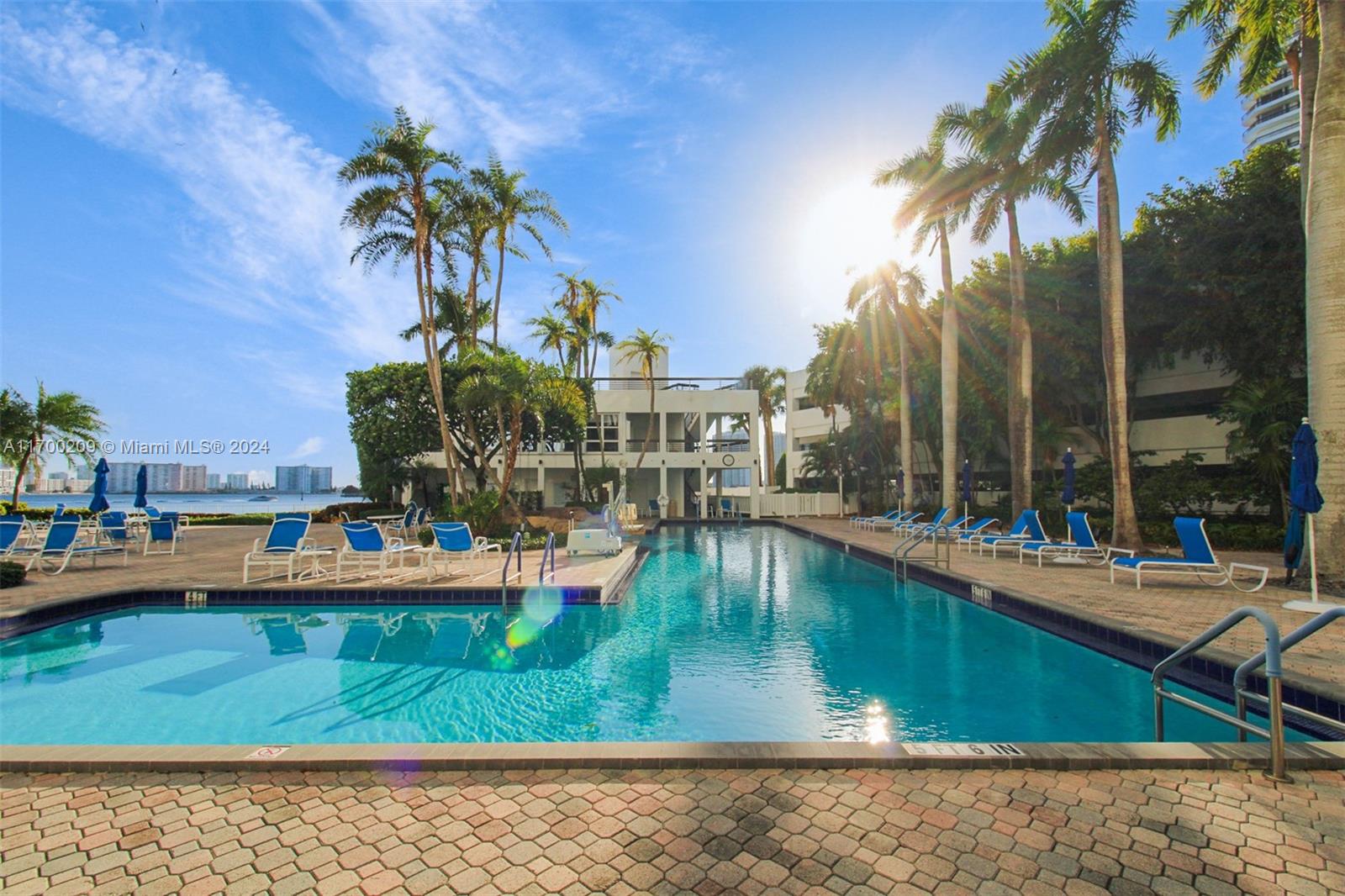 3600 Mystic Pointe Dr #1408, Aventura FL 33180