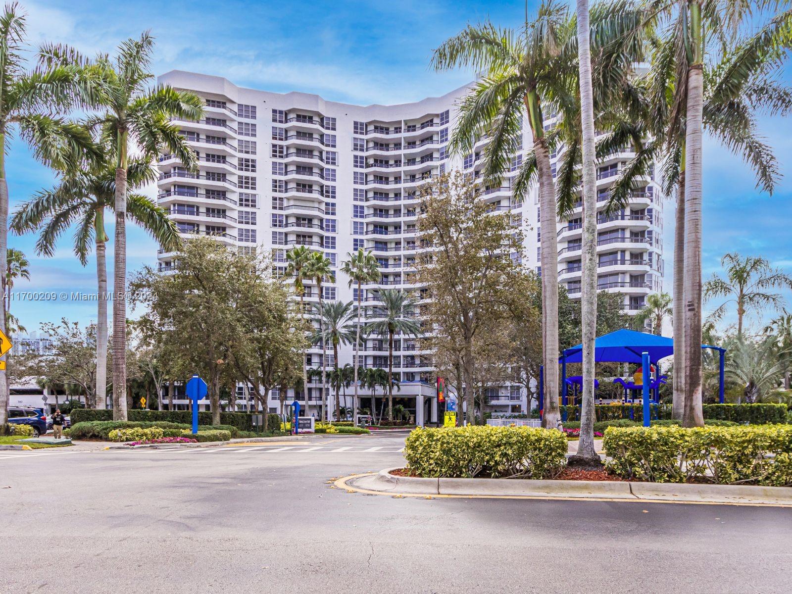 3600 Mystic Pointe Dr #1408, Aventura FL 33180