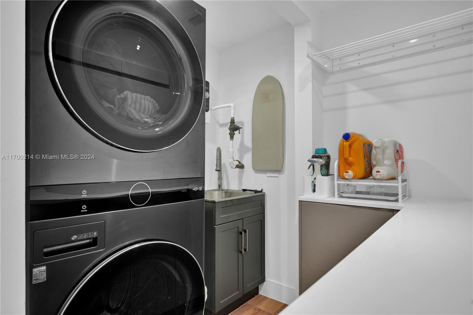 7935 East Dr #1002, North Bay Village FL 33141