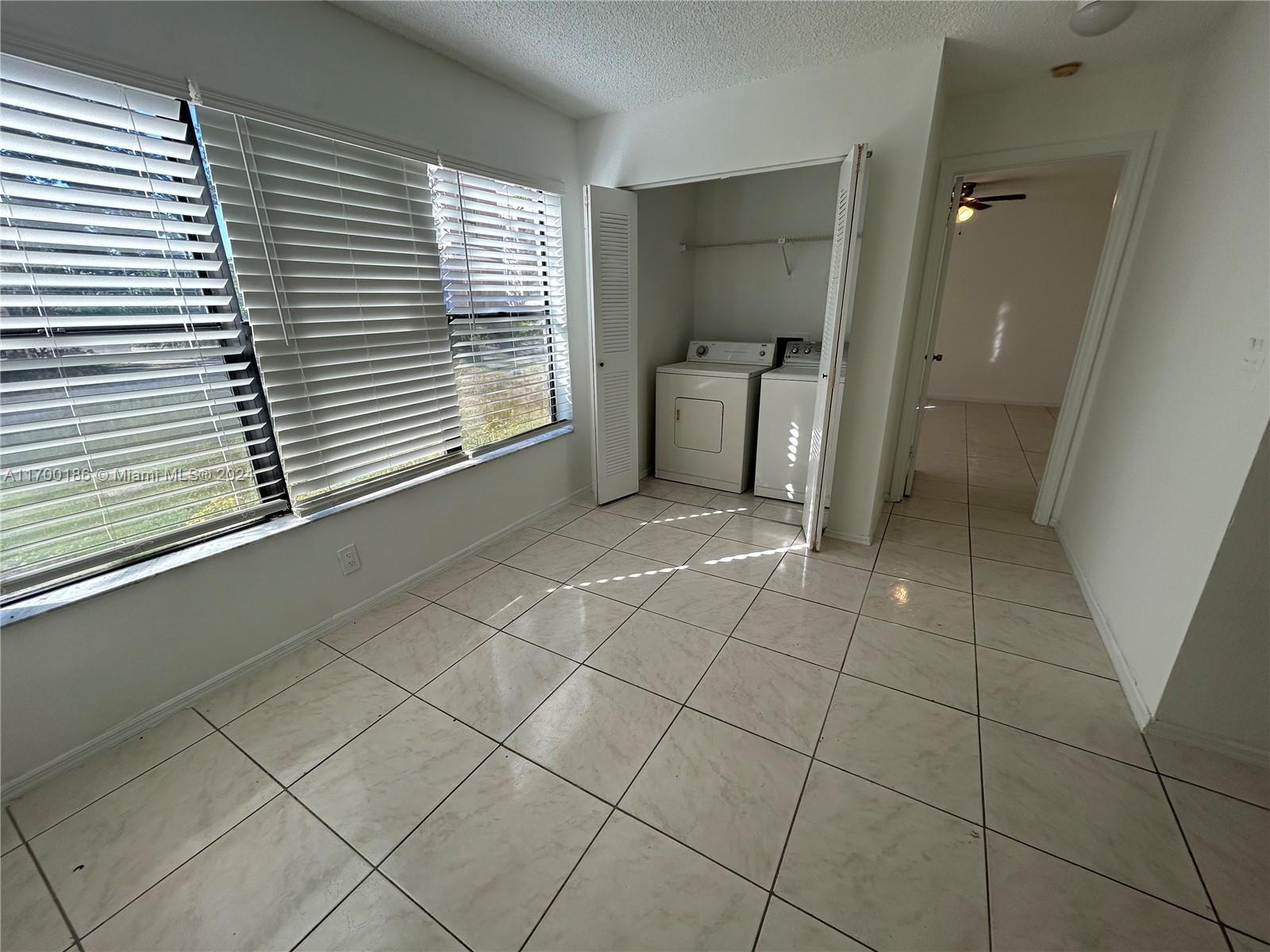 2866 S University Dr #5107, Davie, Florida image 14