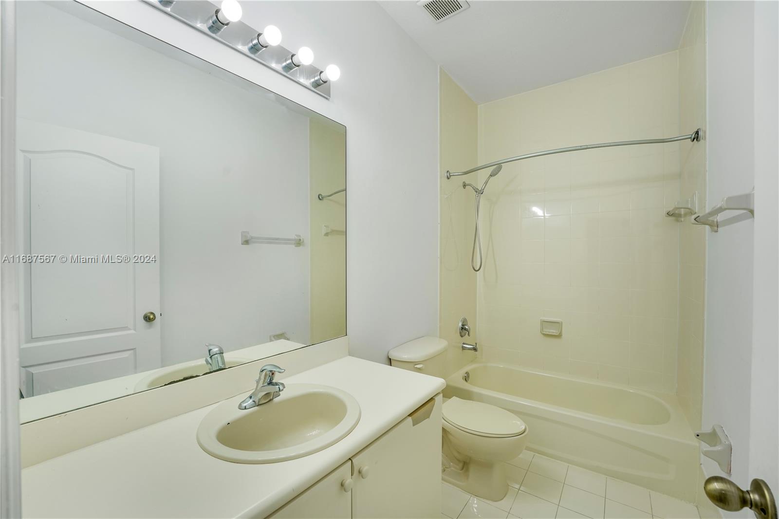 8197 W 36th Ave #3, Hialeah, Florida image 19