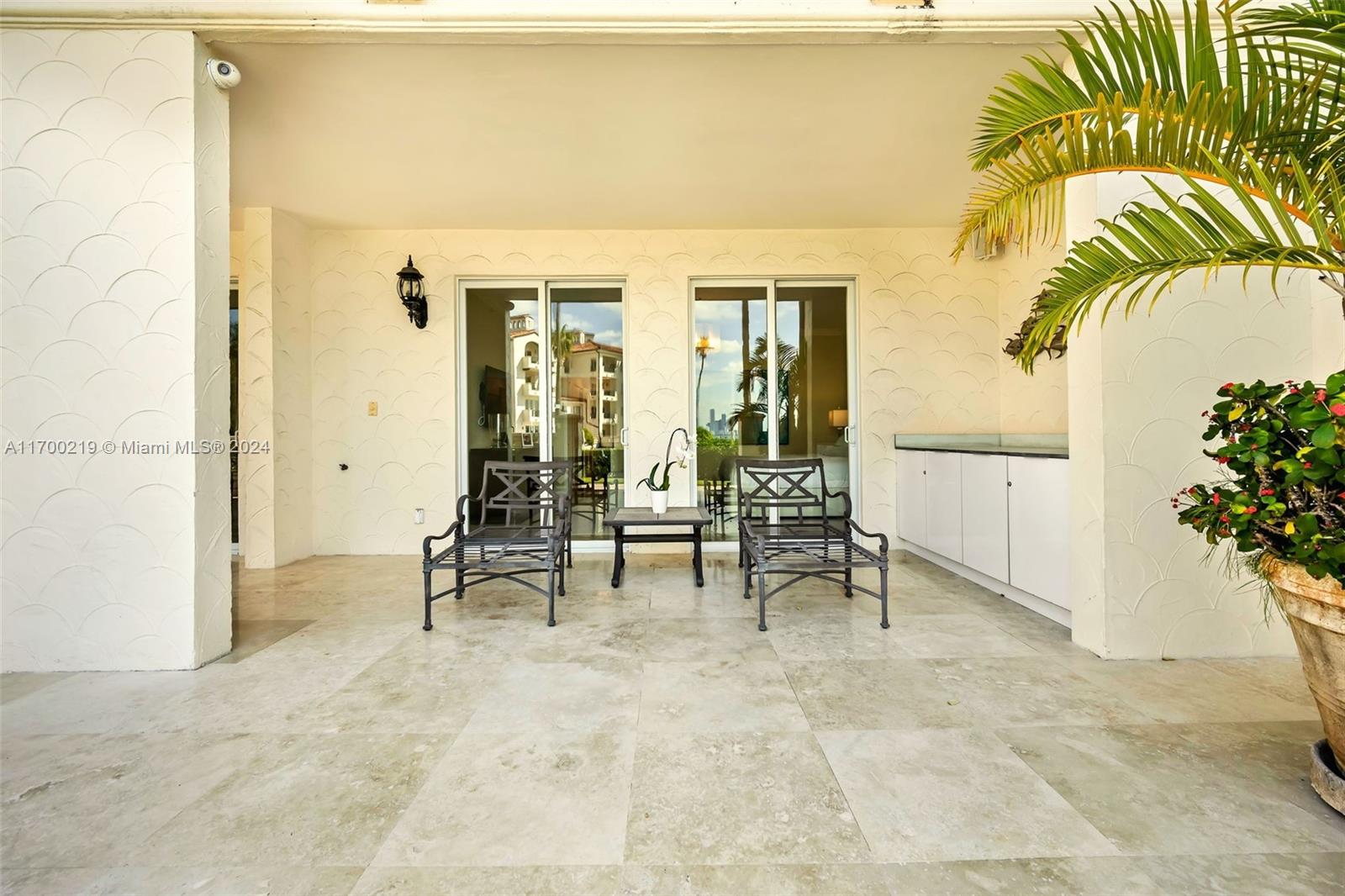 2016 Fisher Island Dr #2016, Miami Beach FL 33109