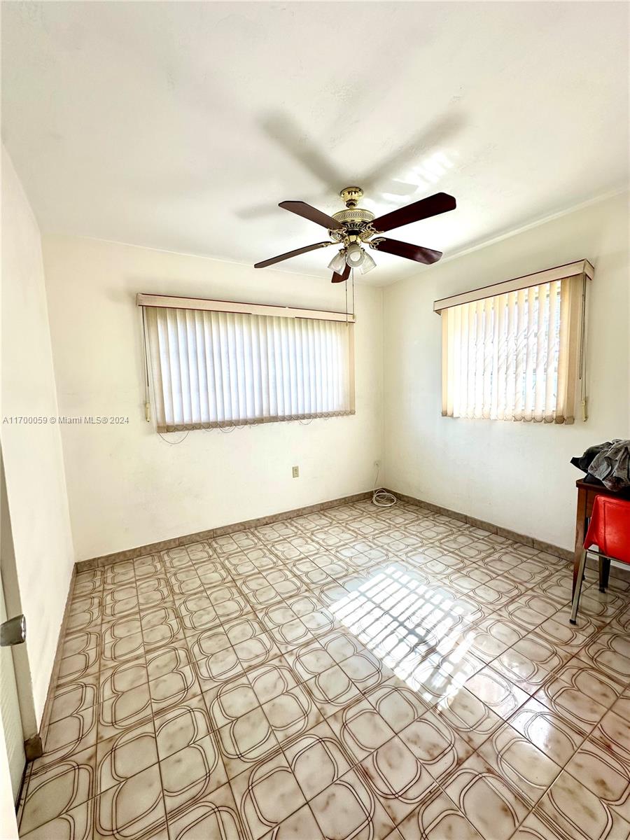 480 W 37th St, Hialeah, Florida image 26