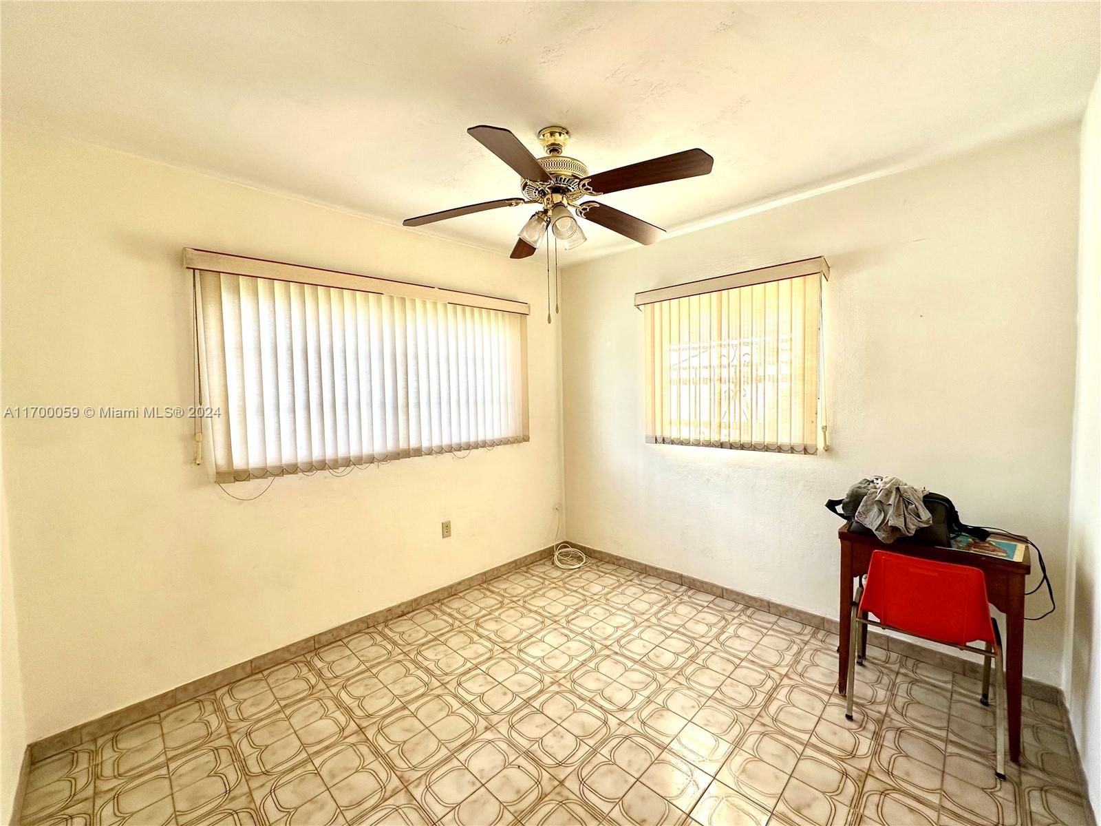 480 W 37th St, Hialeah, Florida image 30