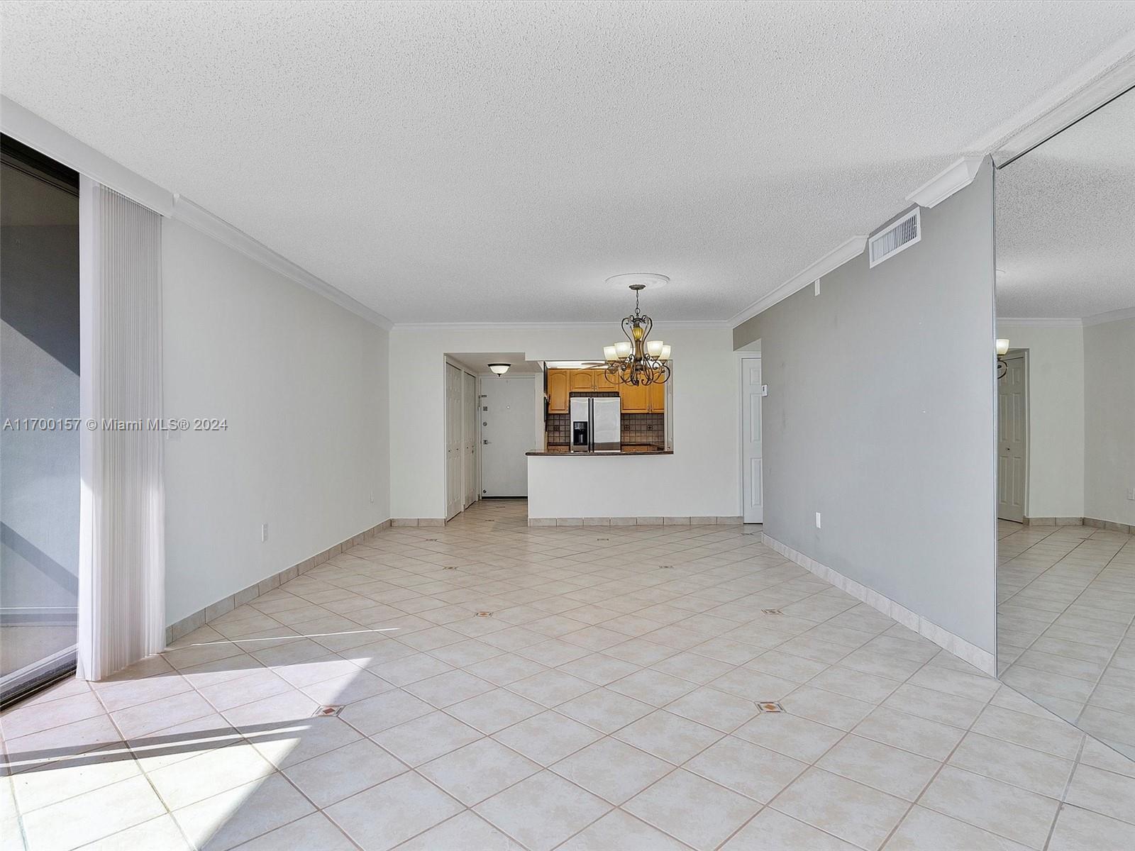 3731 N Country Club Dr #1123, Aventura, Florida image 8