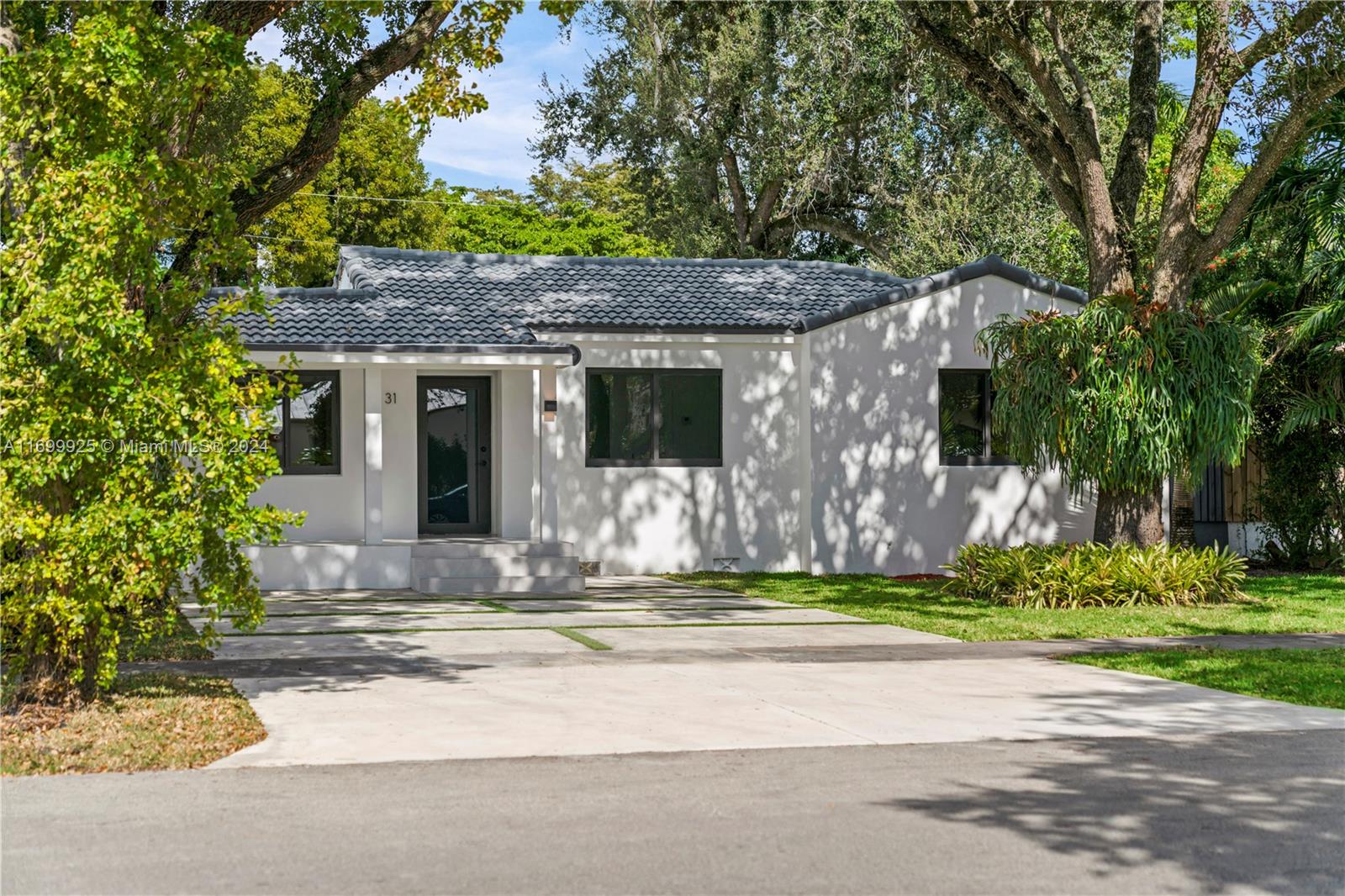 31 Carlisle Dr, Miami Springs, Florida image 2