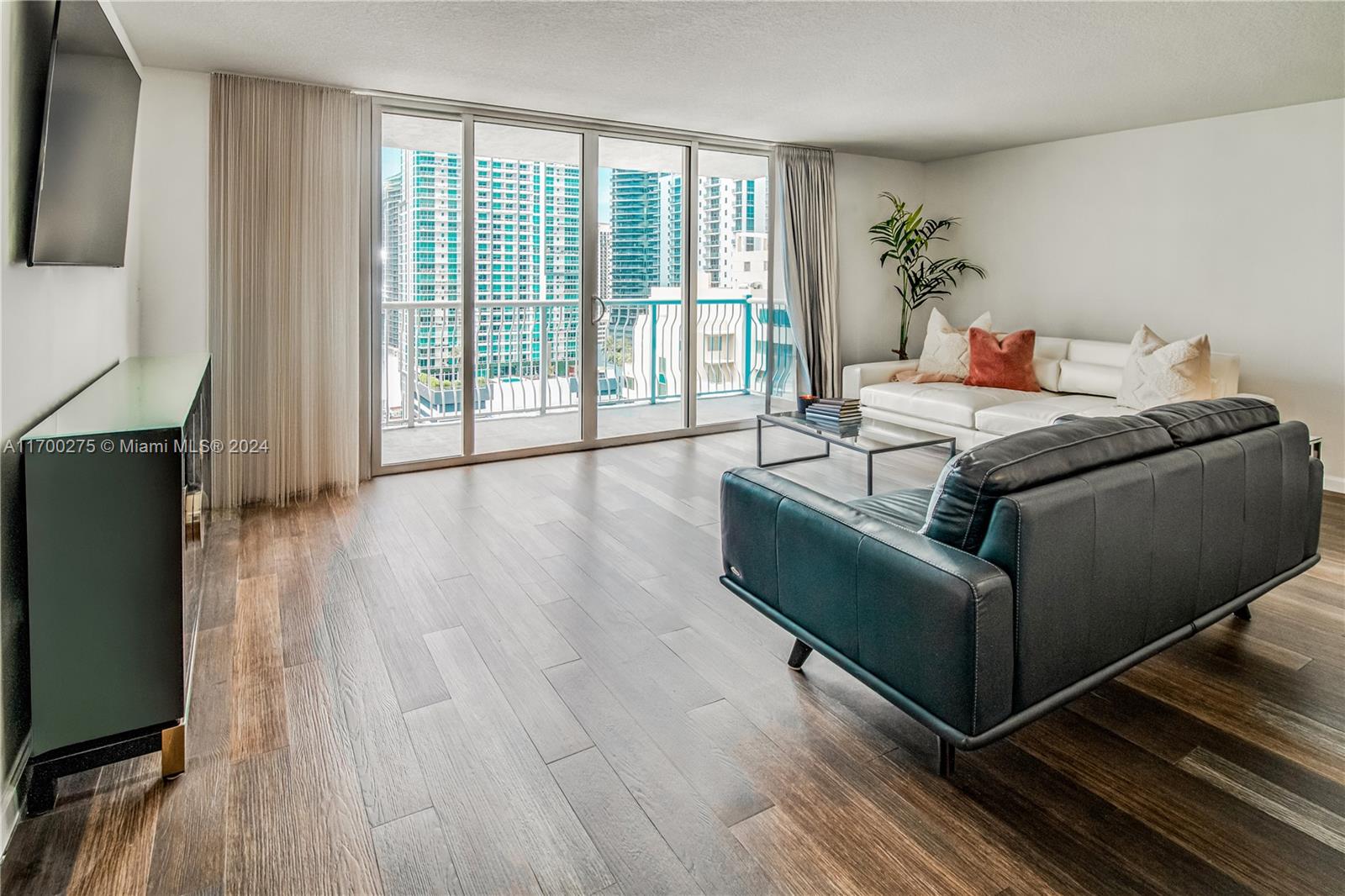 1200 Brickell Bay Dr #2623, Miami, Florida image 6