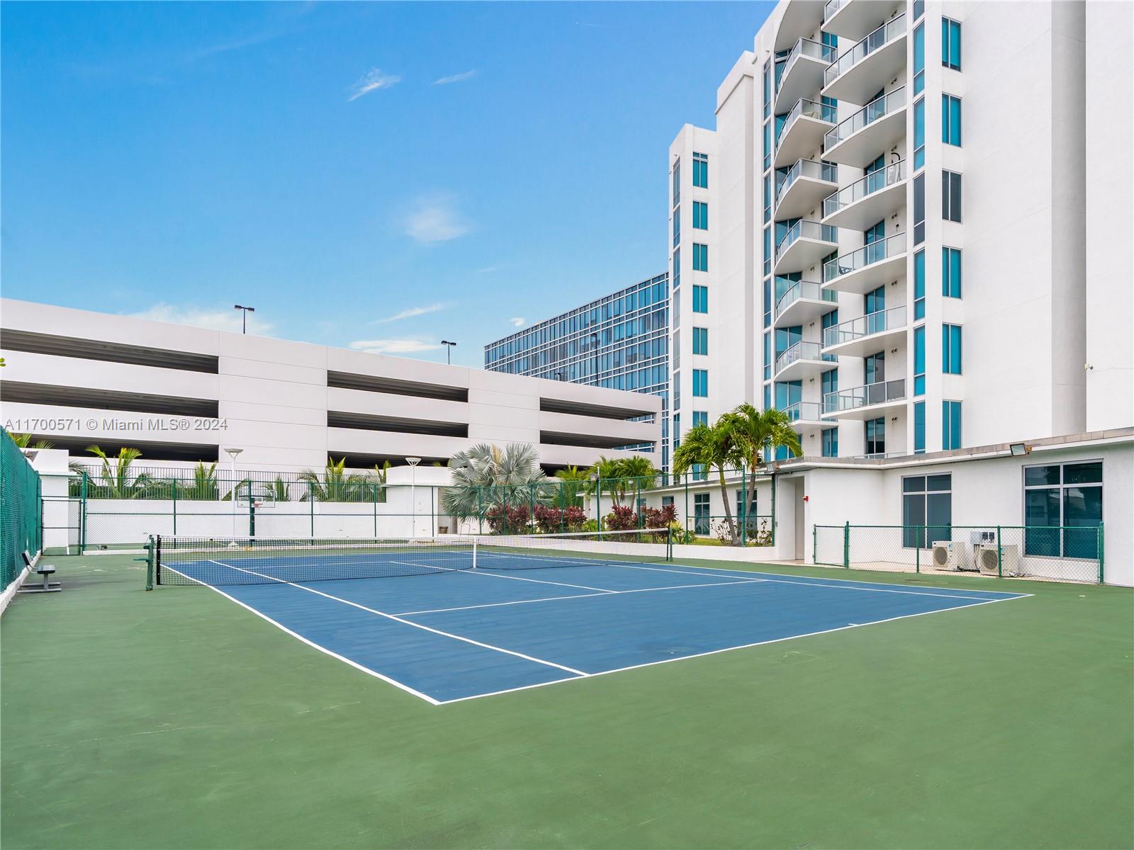 3029 NE 188th St #821, Aventura, Florida image 22