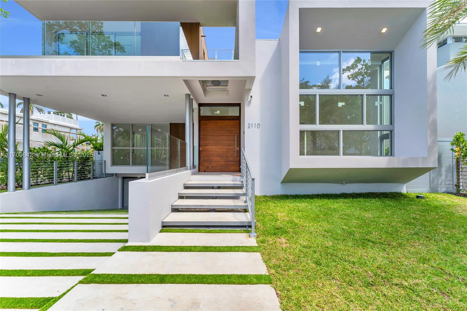 Introducing Villa Leone, an exclusive collection of five ultra-luxury residences in vibrant Brickell. Each home sits on a 7,315 Sq. Ft. lot, featuring 5 bedrooms, a den, maid quarters, 5 1/2 baths, and 5,600 Sq. Ft. of living space. Spacious Interiors: 12- and 10-foot ceilings, open floor plans, floor-to-ceiling windows.
Italian Kitchens: State-of-the-art appliances and custom finishes.
Enjoy outdoor living at its finest with a private pool, sun deck, and a sprawling 1,822 Sq. Ft. rooftop terrace featuring a summer kitchen, BBQ, and panoramic city views.
Elevator Access: Each home is equipped with a private elevator
Underground Parking: A 2,000 Sq. Ft. underground parking garage accommodates 5 cars, with ample storage space 
 These homes are designed with energy efficiency.