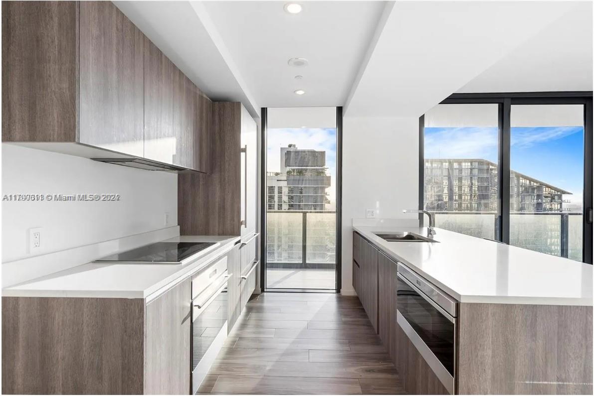 801 S Miami Ave #4509, Miami FL 33130