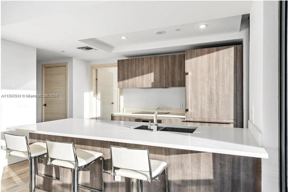 801 S Miami Ave #4509, Miami FL 33130