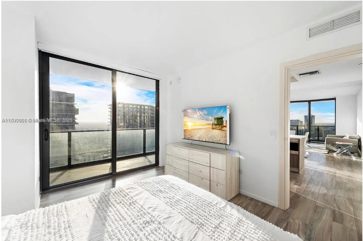 801 S Miami Ave #4509, Miami FL 33130