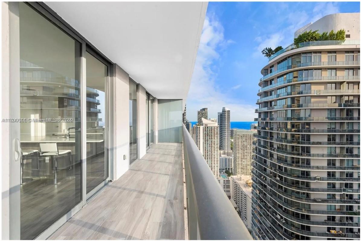 801 S Miami Ave #4509, Miami FL 33130