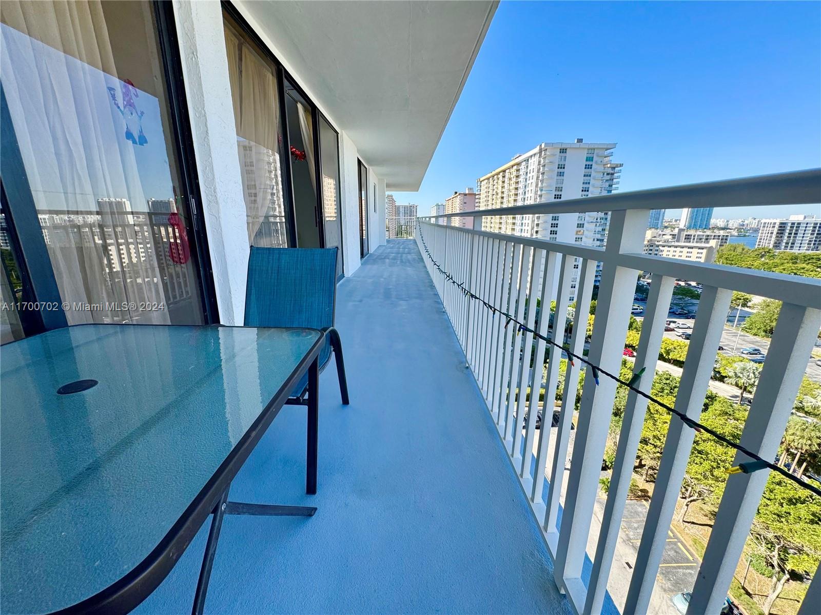 210 174th St #1510, Sunny Isles Beach, Florida image 3