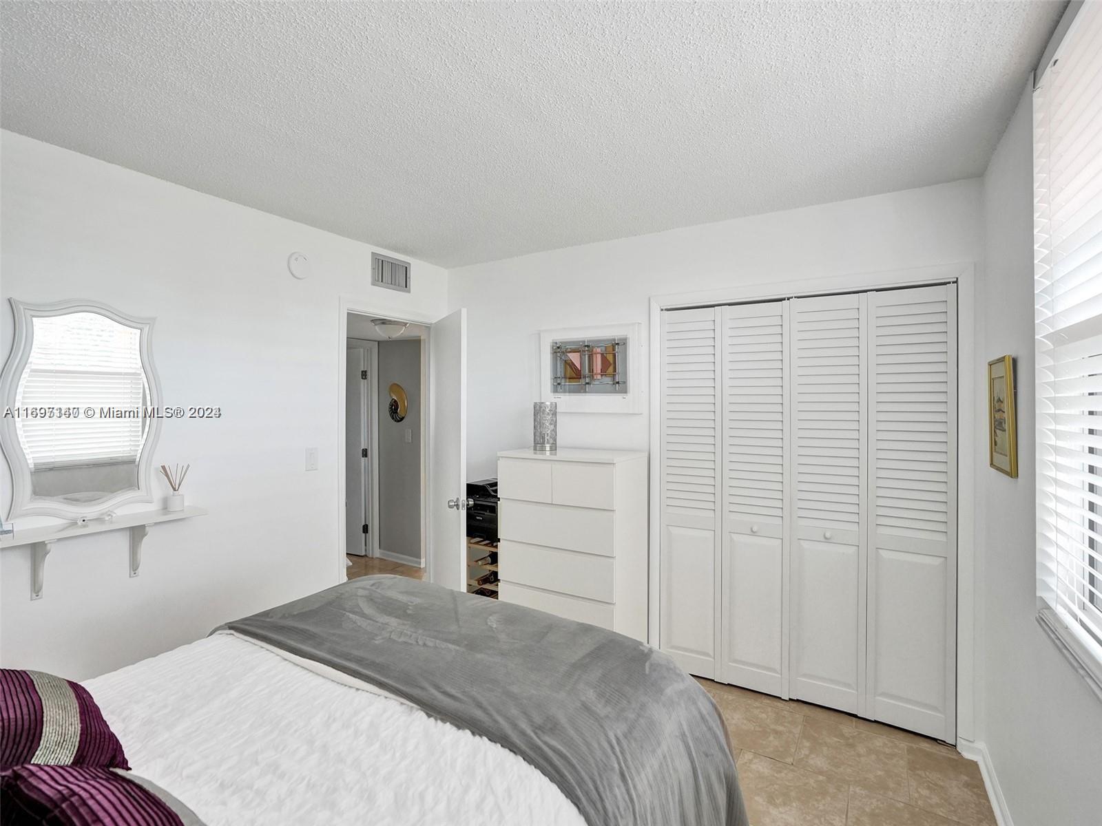 7431 NW 1st St #407, Margate, Florida image 31