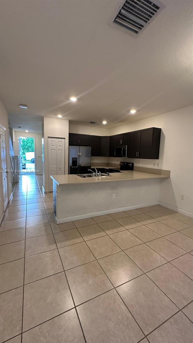 10629 W 32nd Ln, Hialeah, Florida image 3