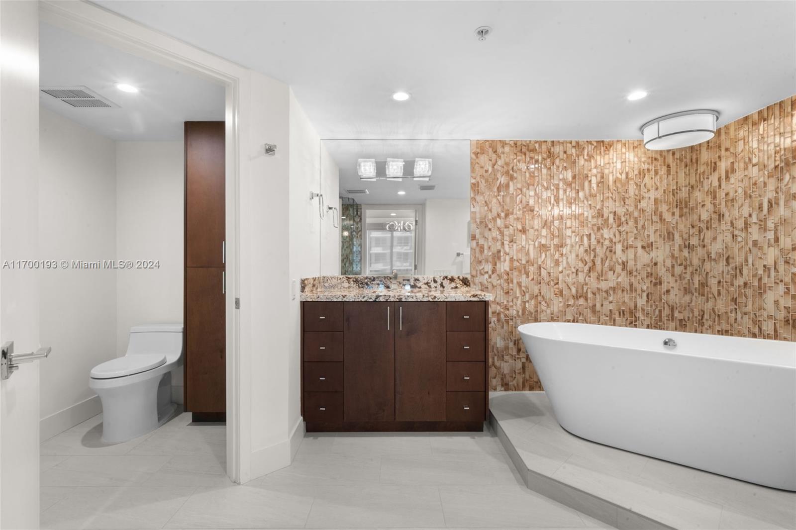 9499 Collins Ave #806, Surfside FL 33154