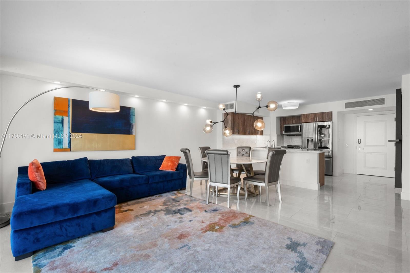9499 Collins Ave #806, Surfside FL 33154
