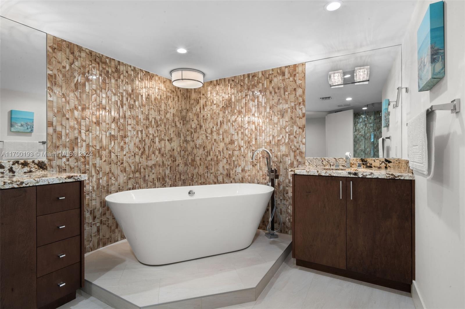 9499 Collins Ave #806, Surfside FL 33154