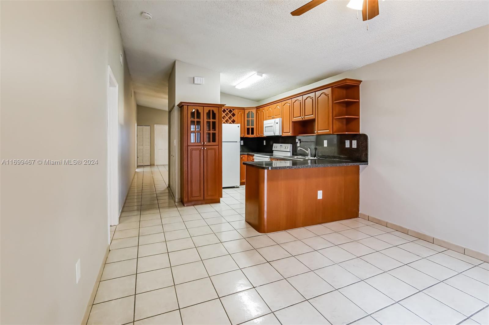 7570 W 29th Ave, Hialeah, Florida image 3