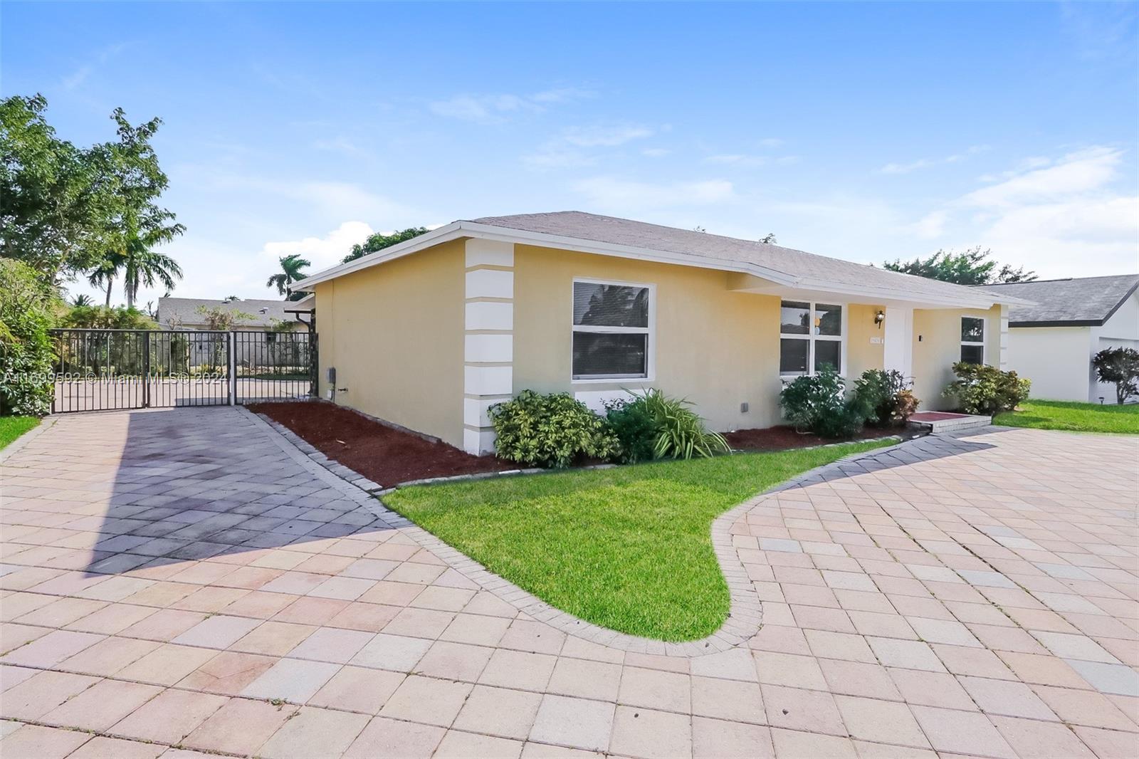 19426 Colorado Cir, Boca Raton, Florida image 3