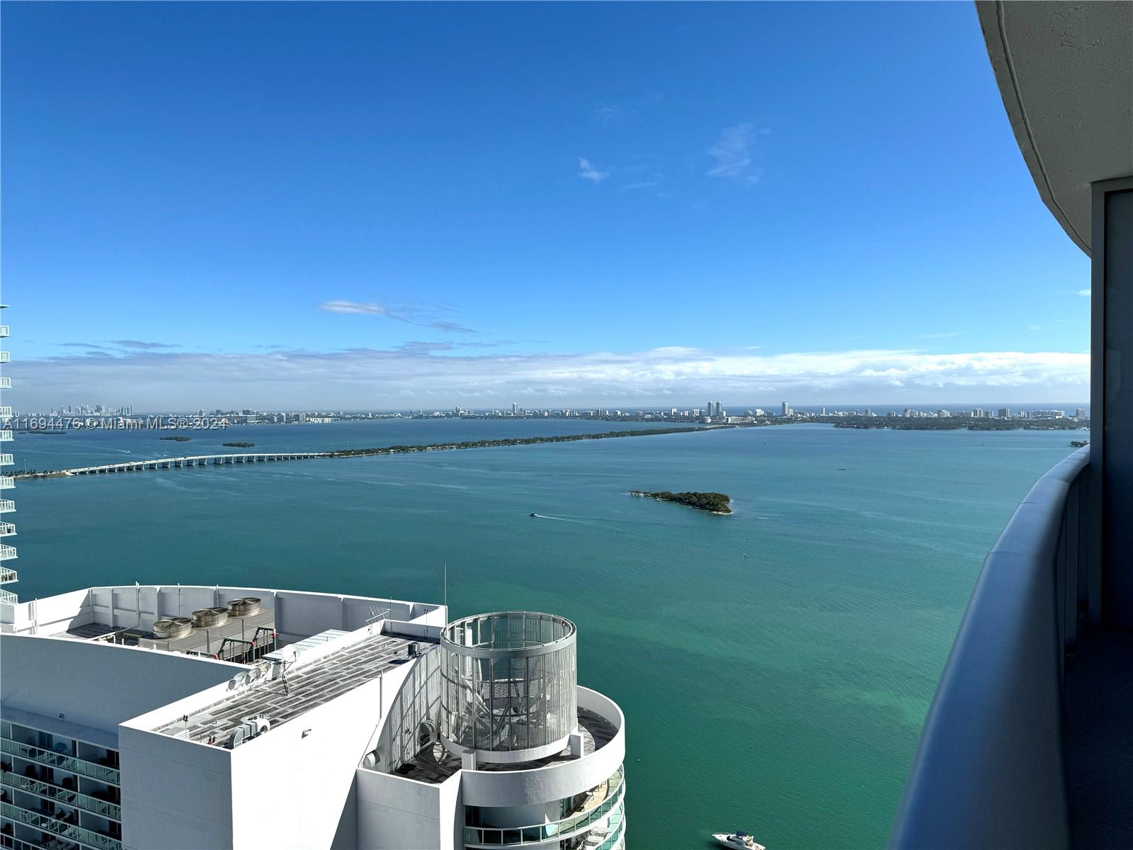 Beautiful 2 Bed, 3.5 Bath on the 50th floor. Featuring spectacular open views of the Bay and sunset. Porcelain flooring, Quartz counters and SS appliances. Five-star resort style amenities include sunrise and sunset heated pools, hot tub overlooking Biscayne Bay, BBQ, spa, sauna, steam room, resident's lounge with a private party room, business center, fitness center, yoga and pilates studio, movie theater, kids playroom, and more.