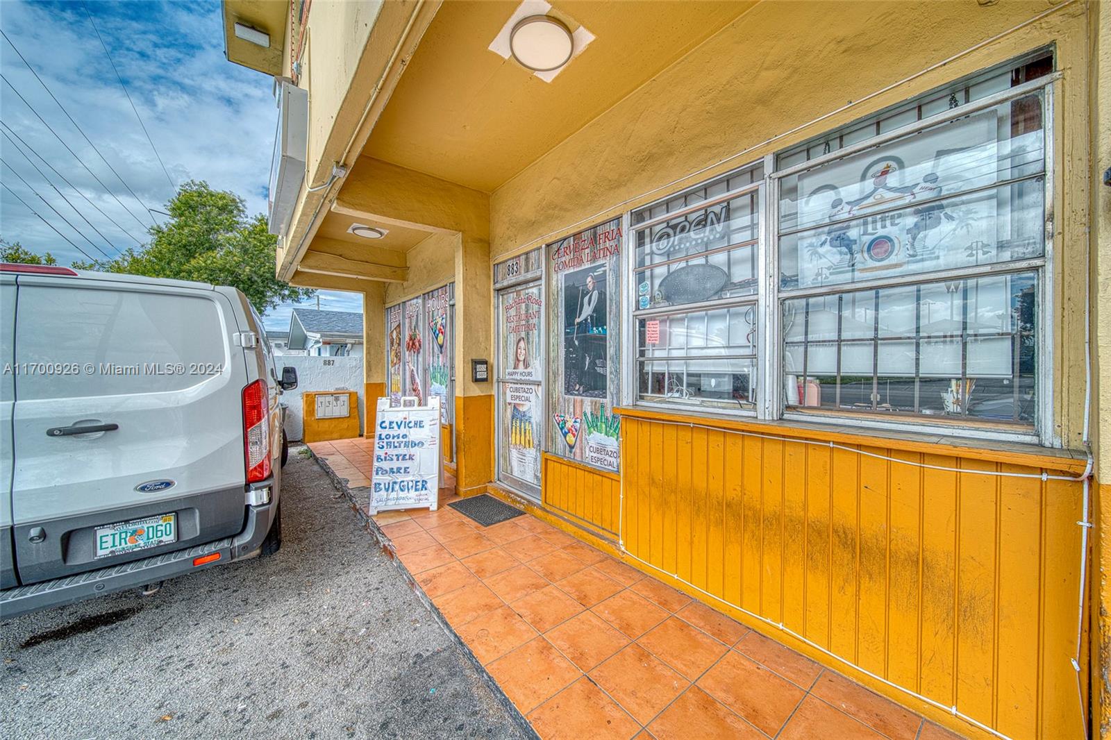 Cafeteria & Bar For Sale In Hialeah