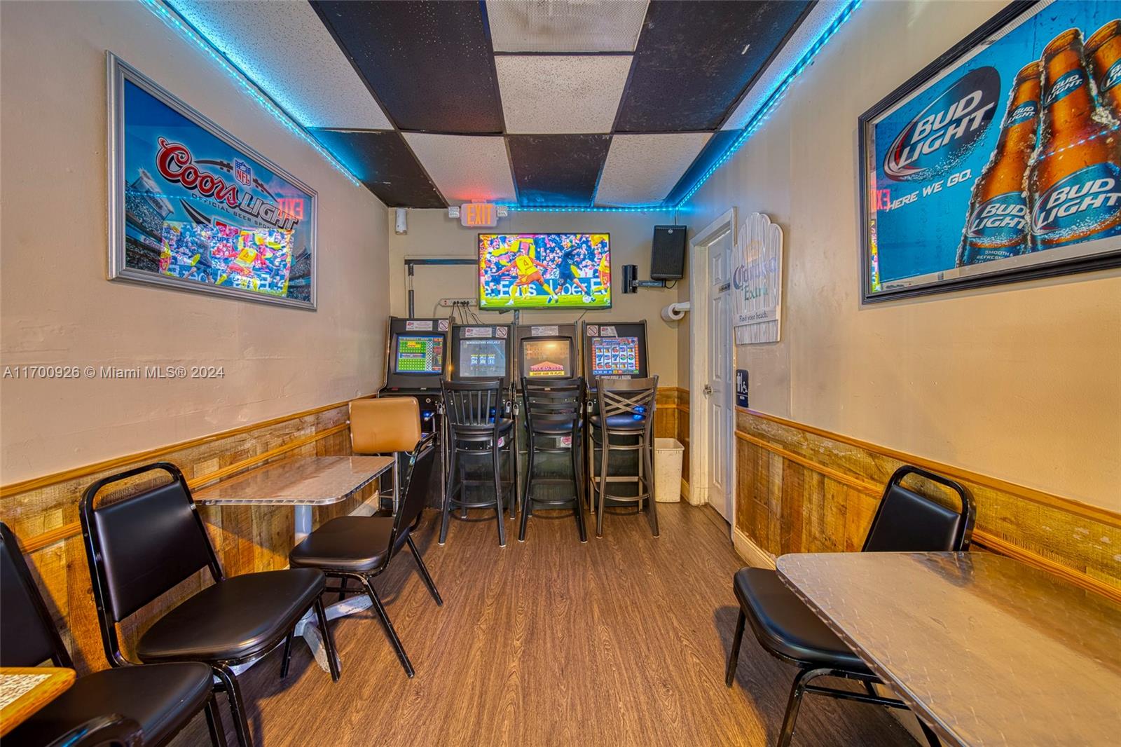 Cafeteria & Bar For Sale In Hialeah