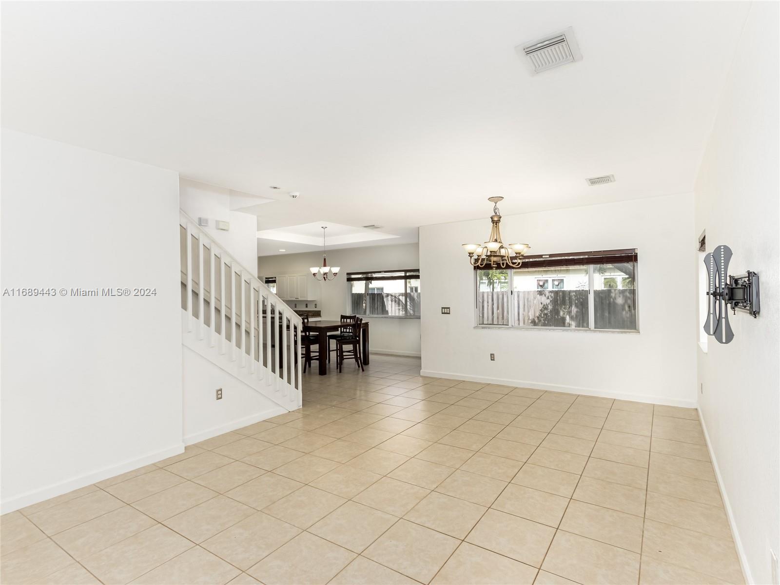 8829 SW 223rd Ter, Cutler Bay, Florida image 4