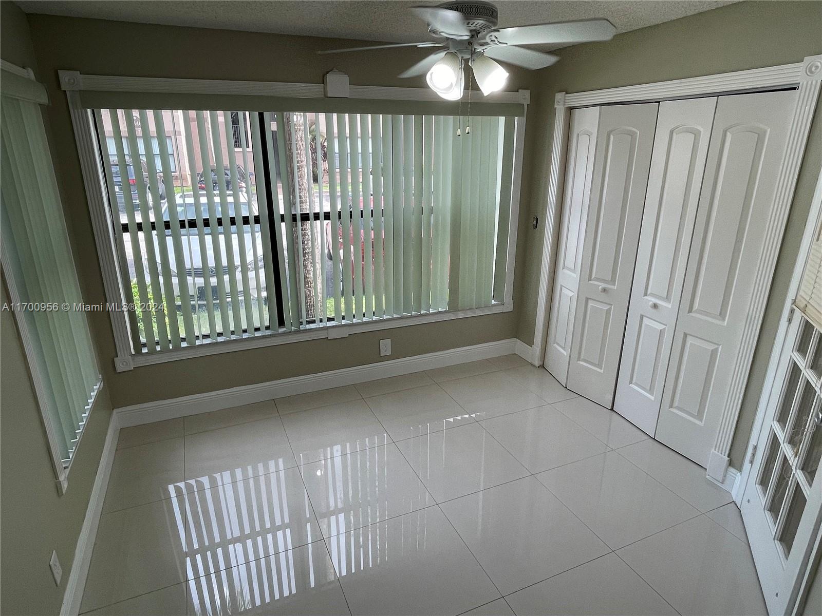 2826 S University Dr #3101, Davie, Florida image 3