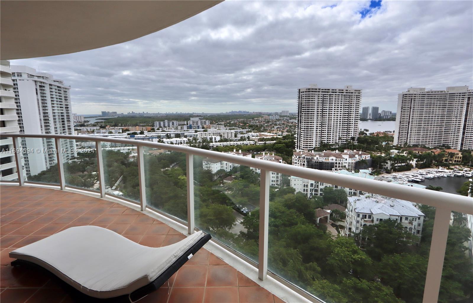 4000 Island Blvd #2202, Aventura, Florida image 32