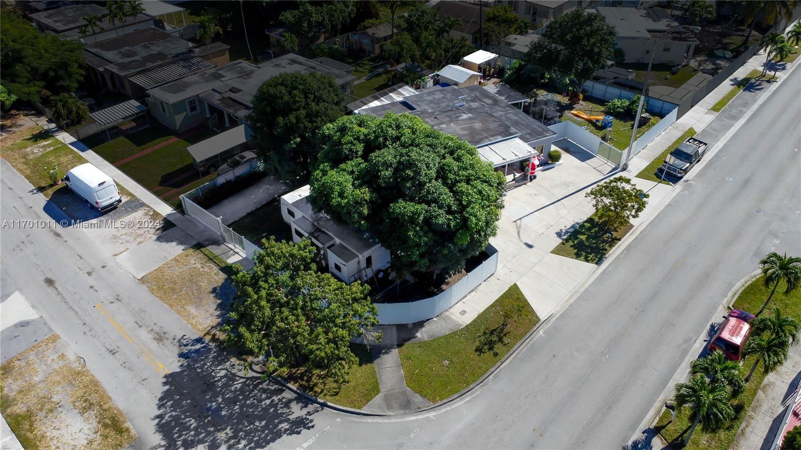 5351 E 2nd Ave, Hialeah, Florida image 28