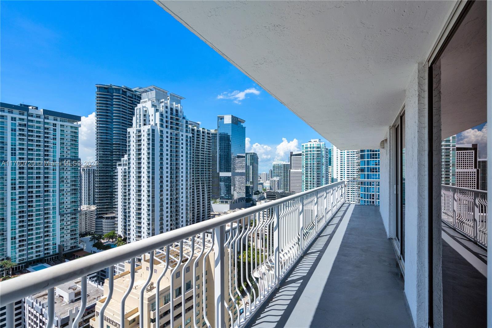 1200 Brickell Bay Dr #3824, Miami, Florida image 38