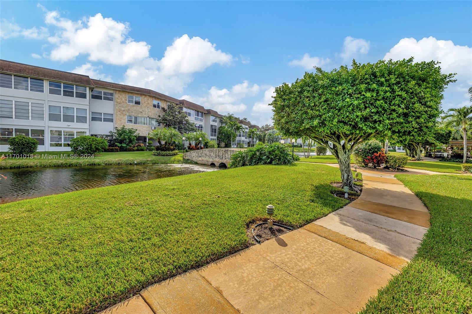 3501 NW 47th Ave #405, Lauderdale Lakes, Florida image 33