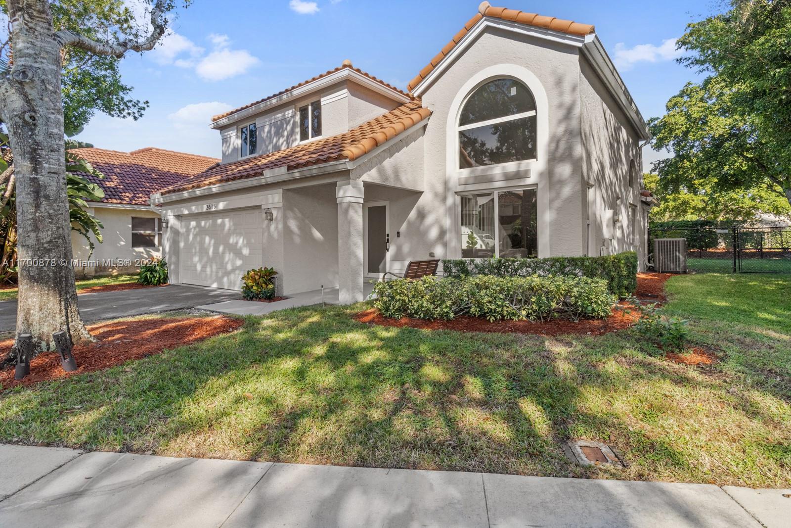 2615 Oak Park Cir, Davie, Florida image 1