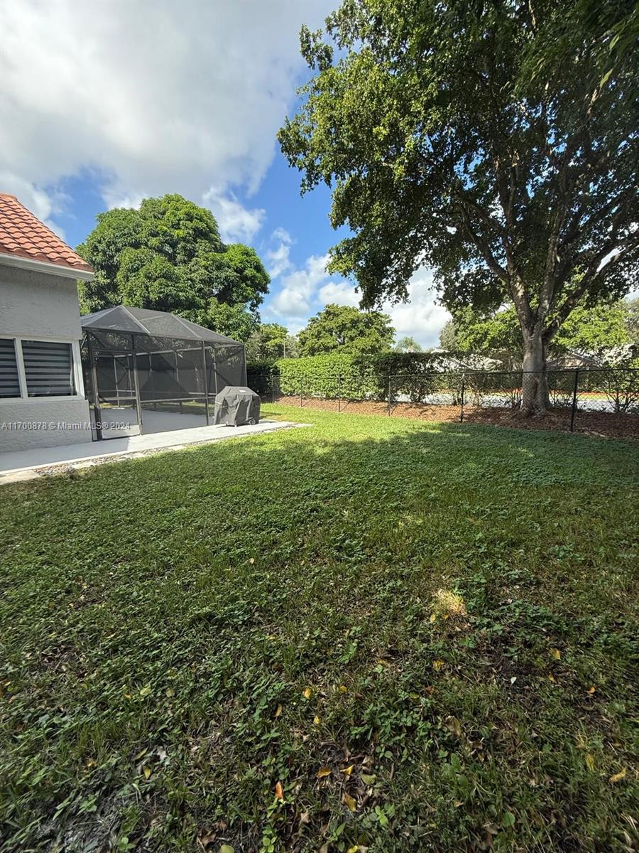 2615 Oak Park Cir, Davie, Florida image 33