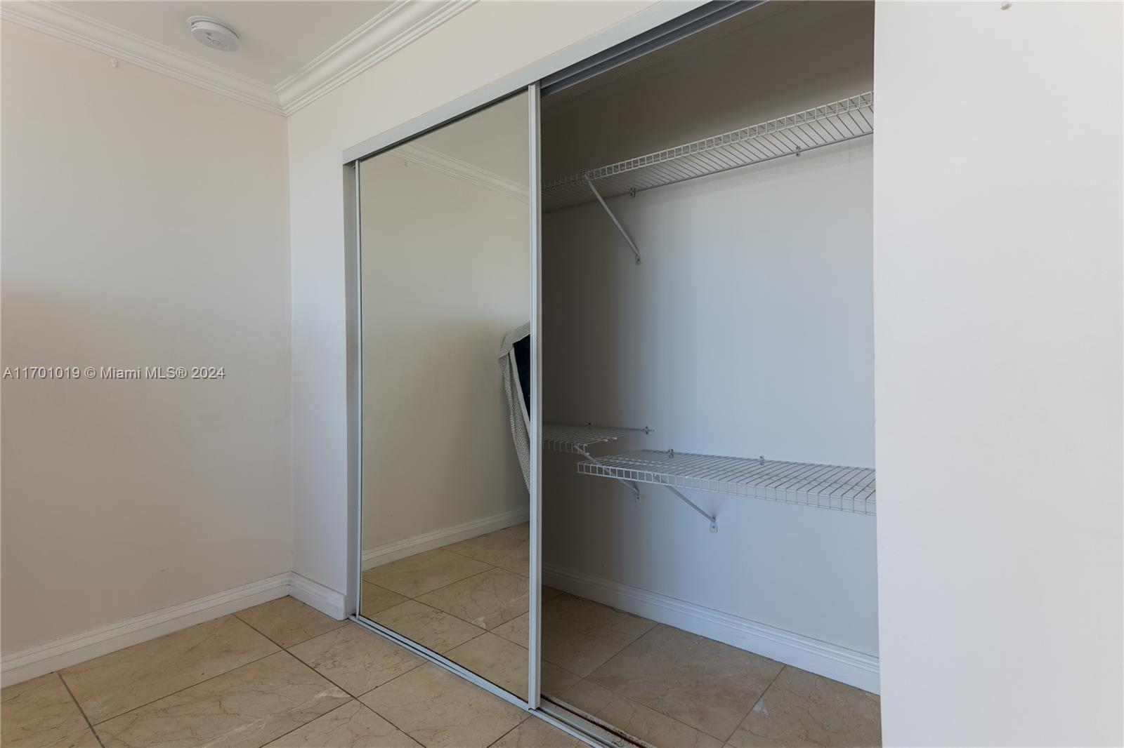 18011 Biscayne Blvd #902, Aventura, Florida image 32