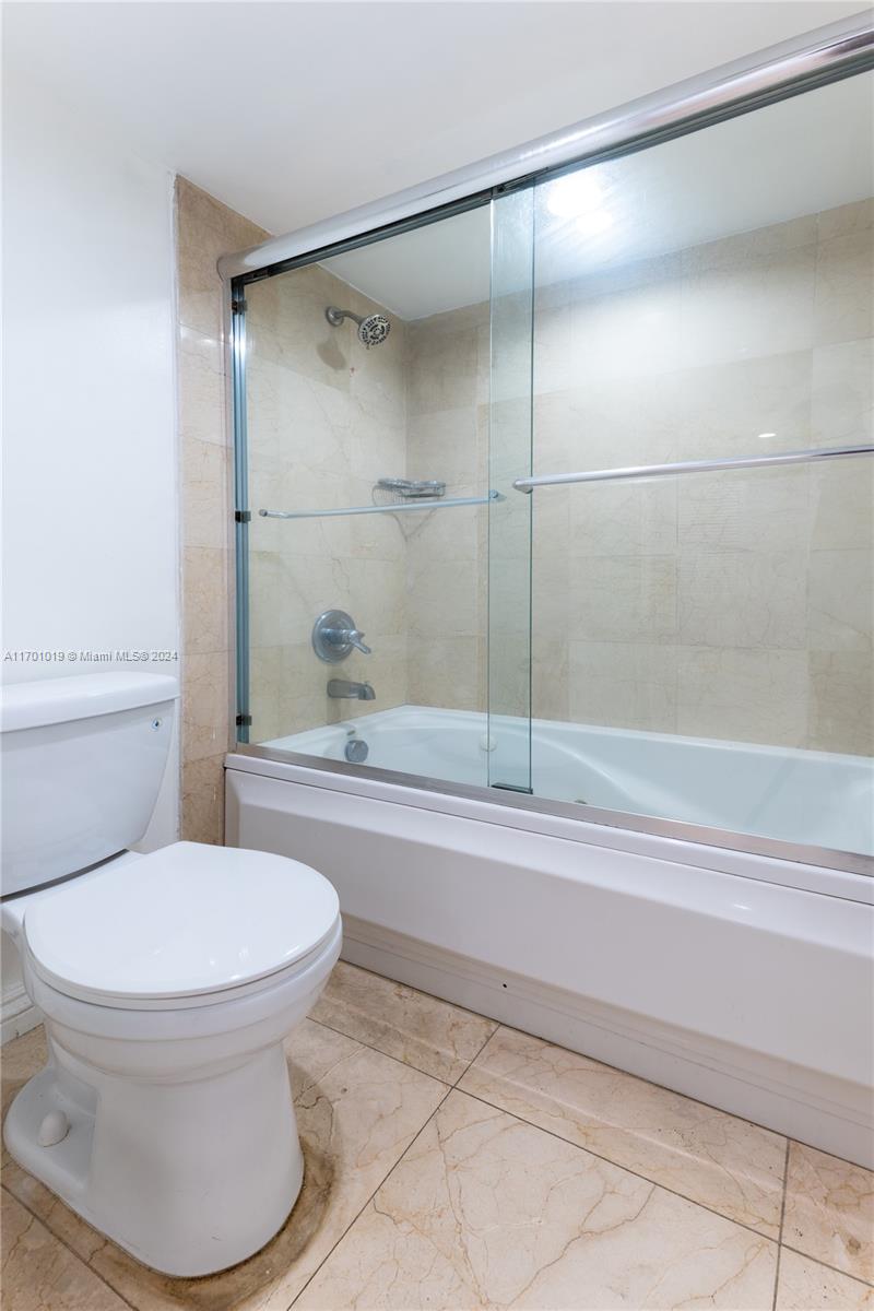 18011 Biscayne Blvd #902, Aventura, Florida image 36