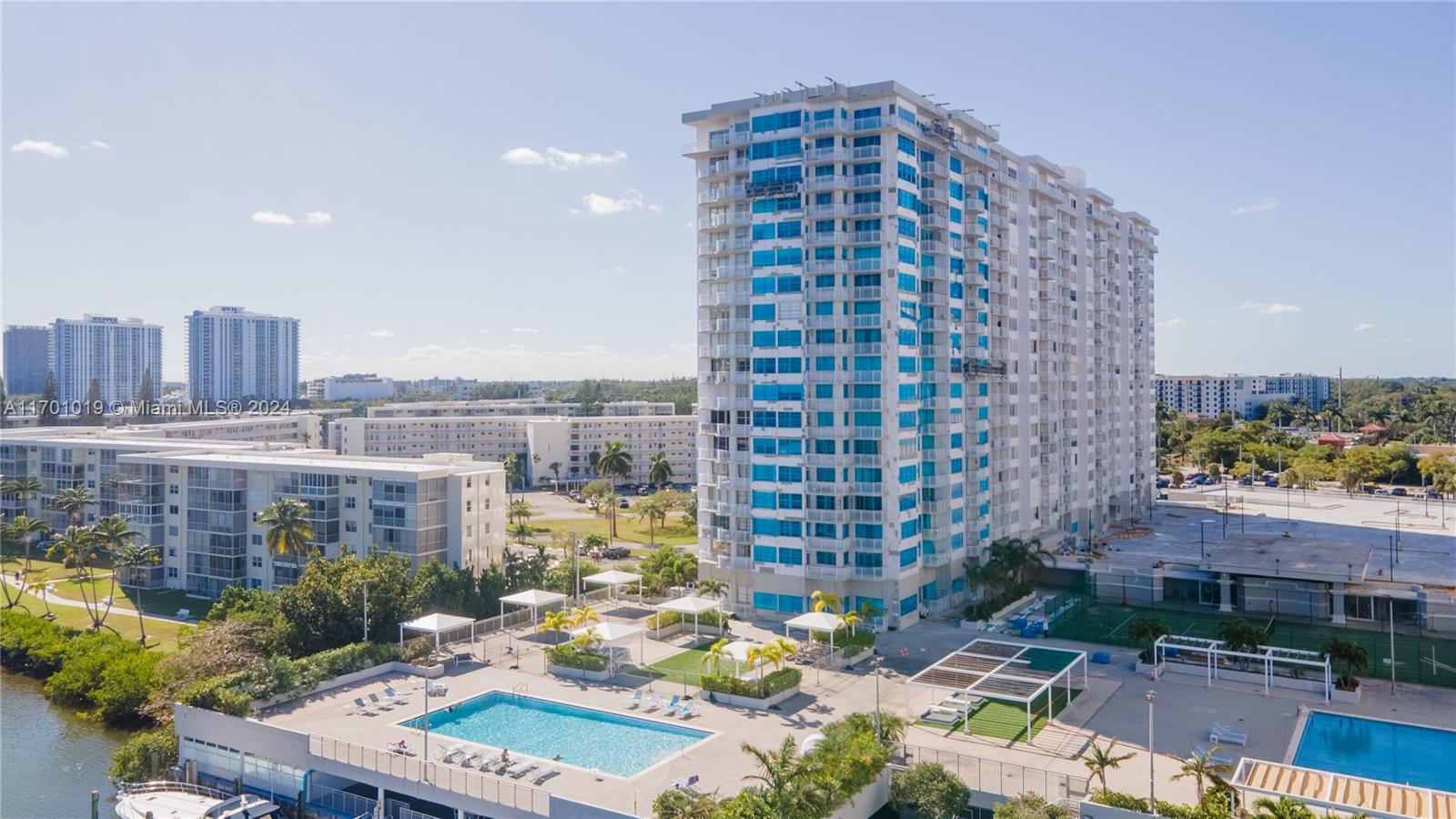 18011 Biscayne Blvd #902, Aventura, Florida image 6