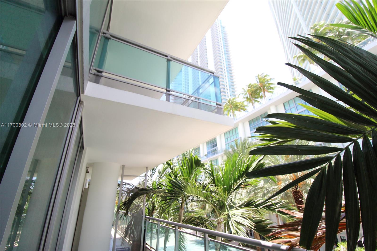 350 S Miami Ave #309, Miami FL 33130