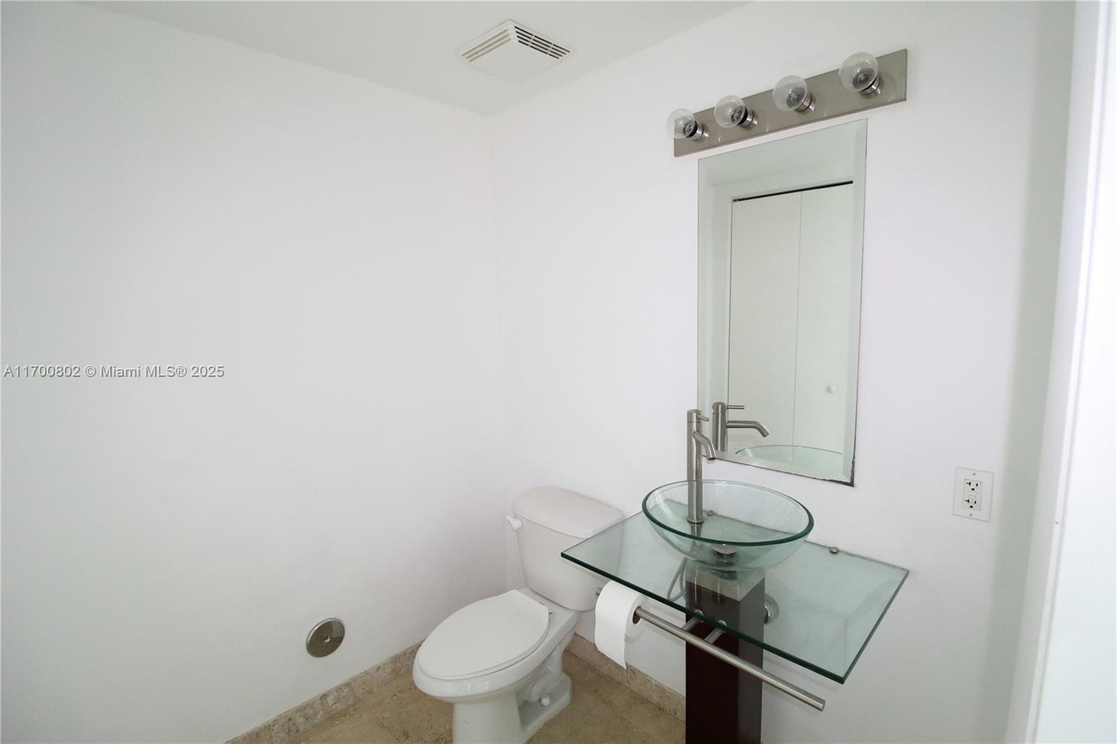 350 S Miami Ave #309, Miami FL 33130