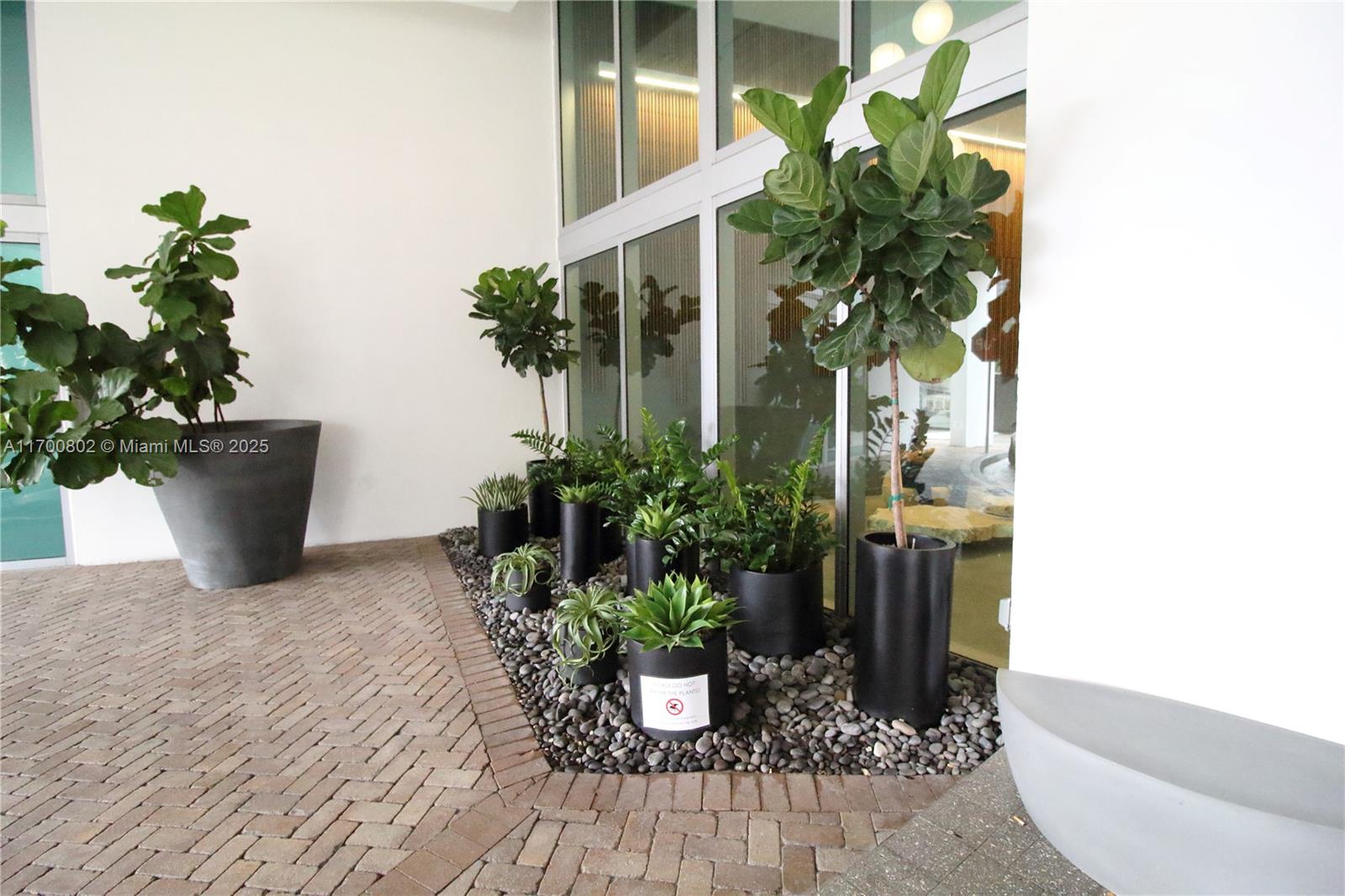 350 S Miami Ave #309, Miami FL 33130