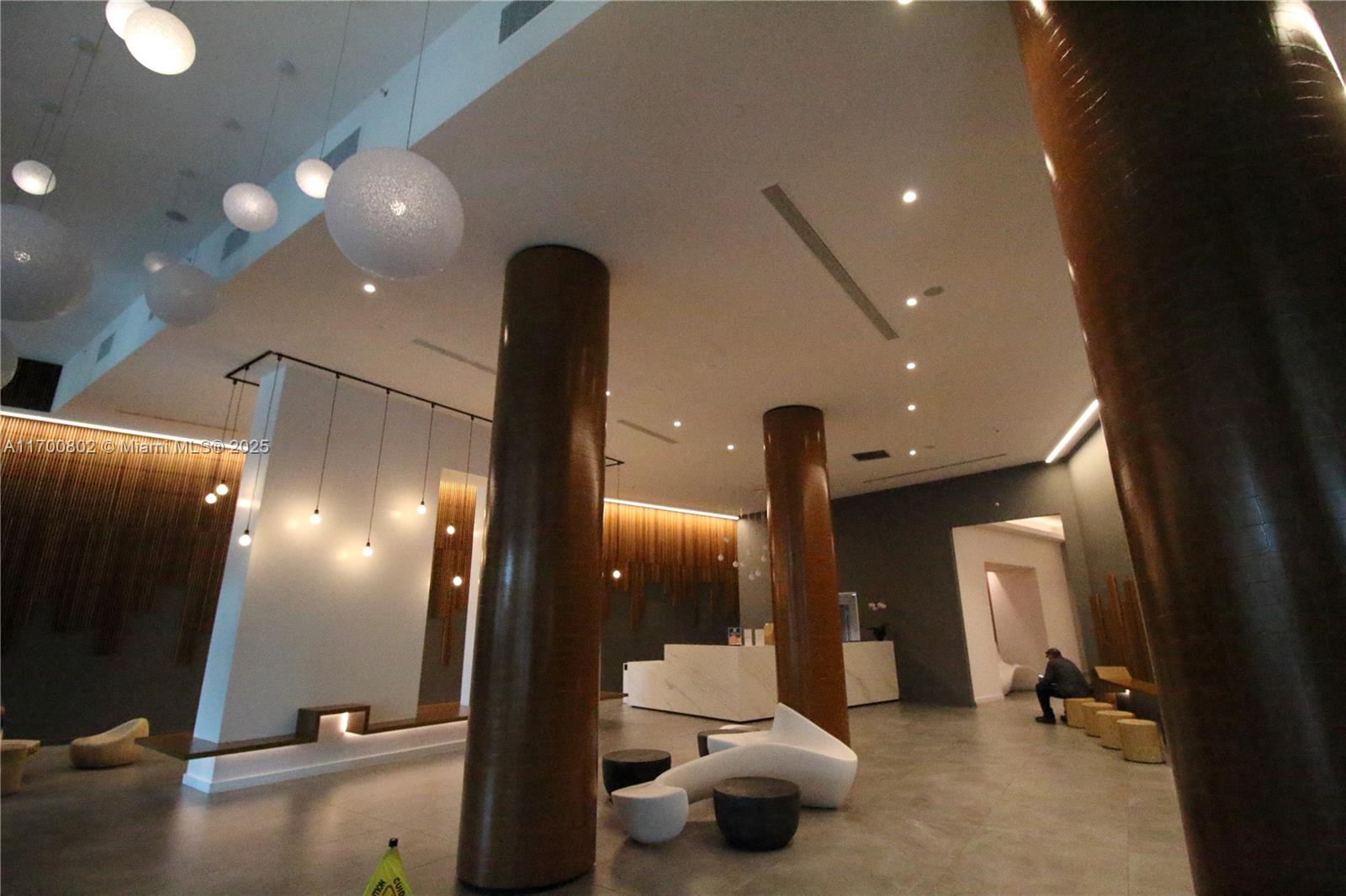 350 S Miami Ave #309, Miami FL 33130