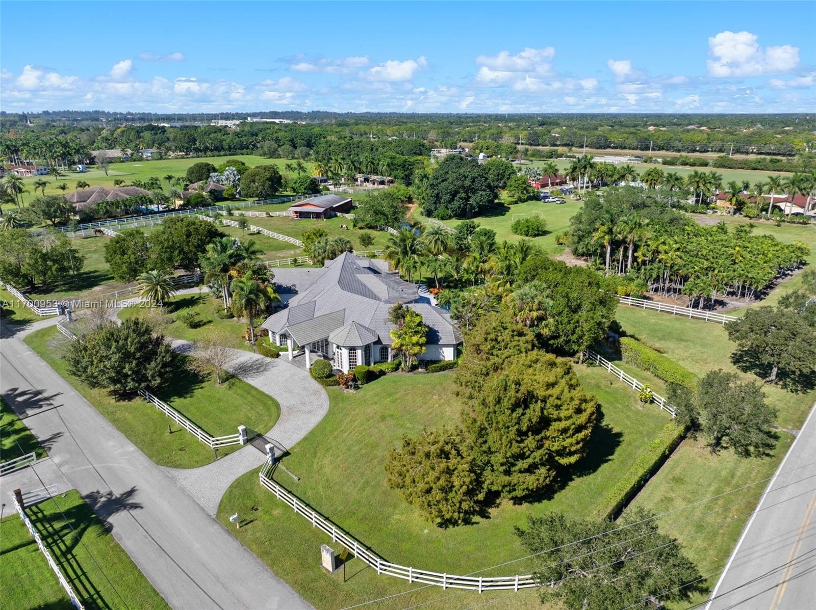 17801 SW 50th St, Southwest Ranches, Florida image 1