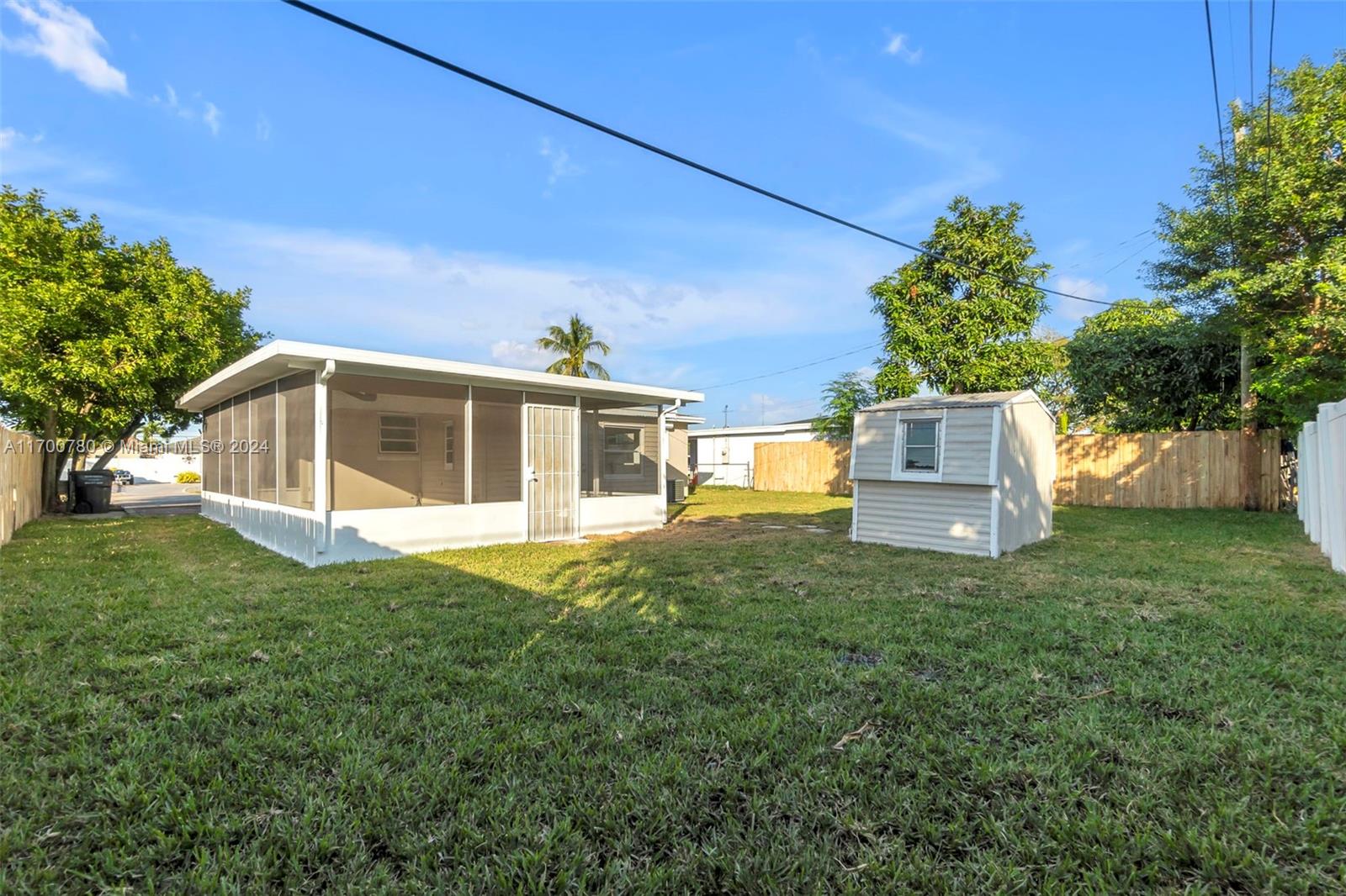 7360 Garfield St, Hollywood, Florida image 26