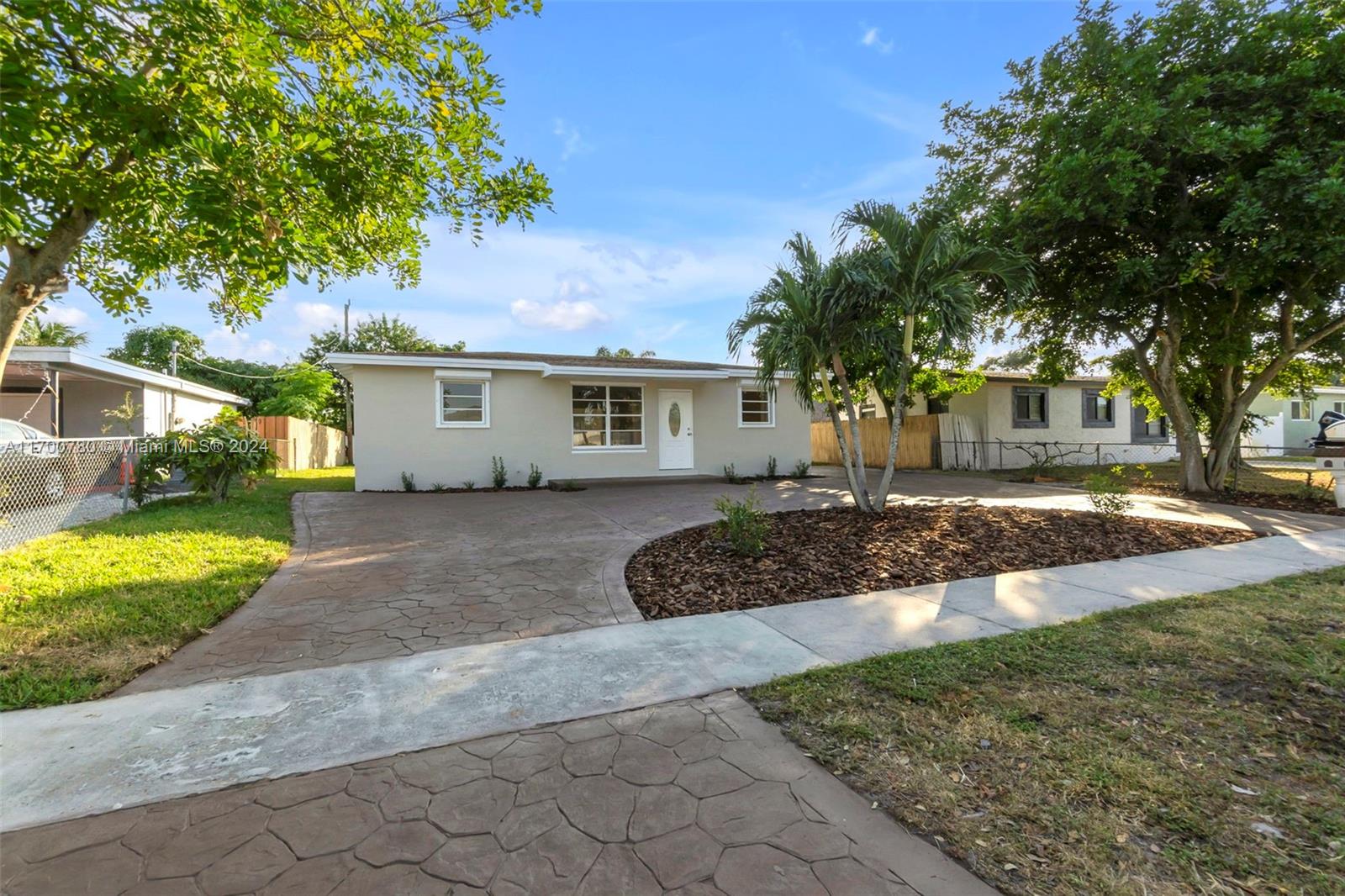 7360 Garfield St, Hollywood, Florida image 3