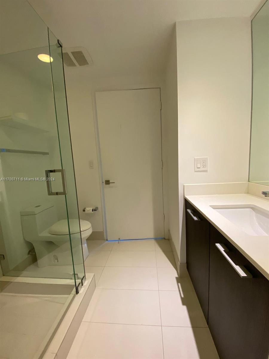 55 SW 9th St #1503, Miami FL 33130