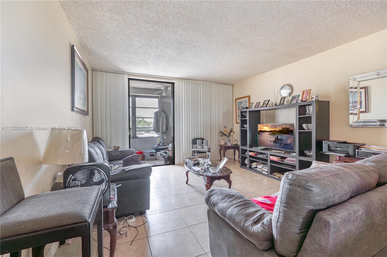 2860 Somerset Dr #218K, Lauderdale Lakes, Florida image 13