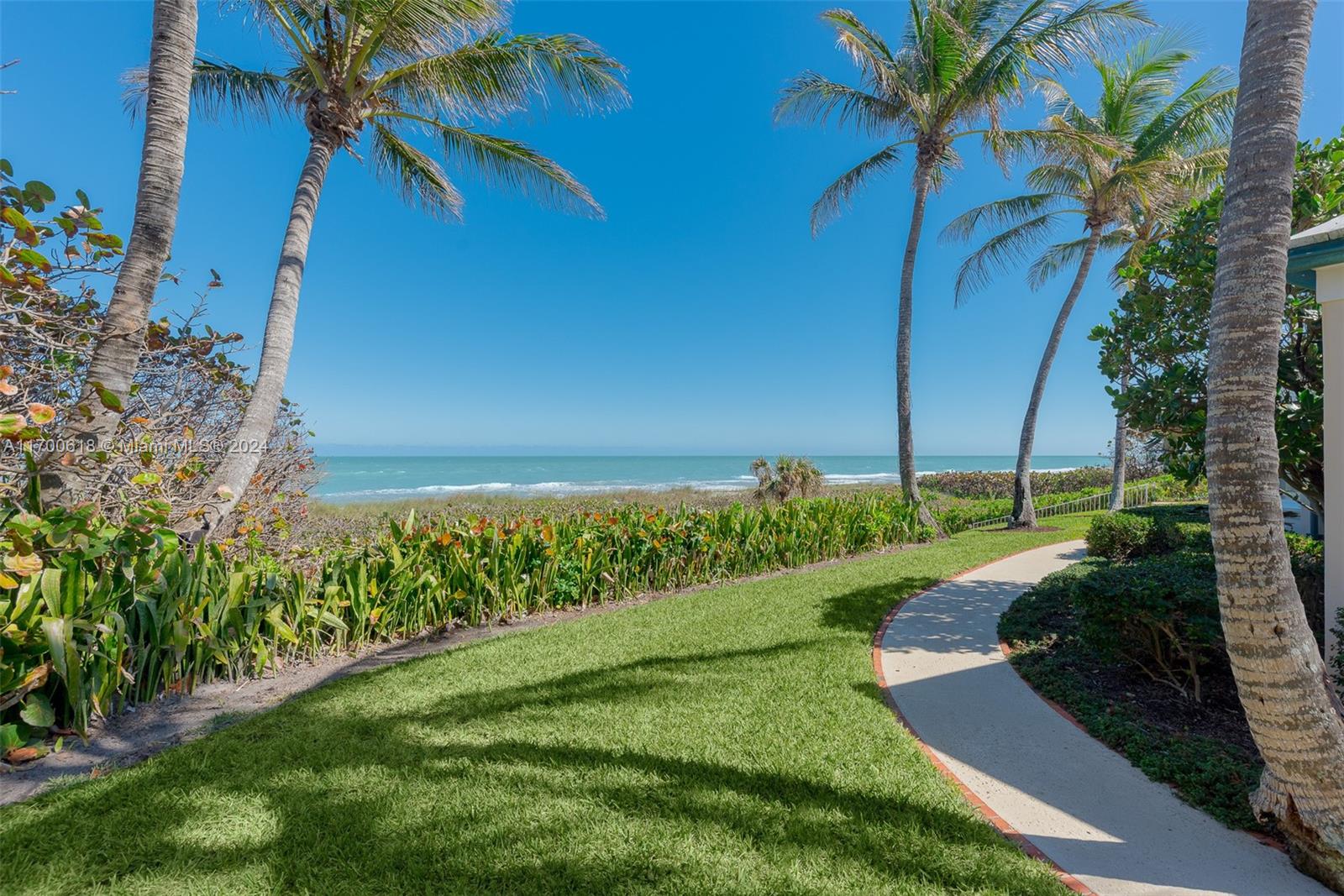 247 S Beach Rd, Jupiter Island, Florida image 3